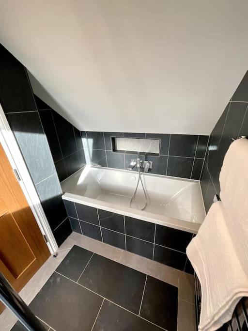 Apt D In Old Grade 2 Converted Farmhouse Market Weighton Zewnętrze zdjęcie